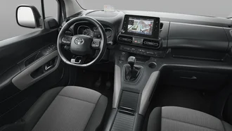 Interieur im Cockpit des Toyota Proace City Verso